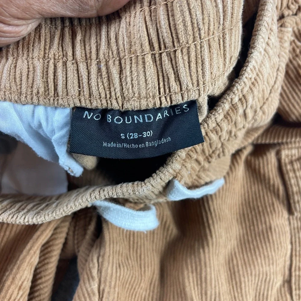 No Boundaries Mens Corduroy Cargo Shorts Brown Elastic Waist Small 28-30